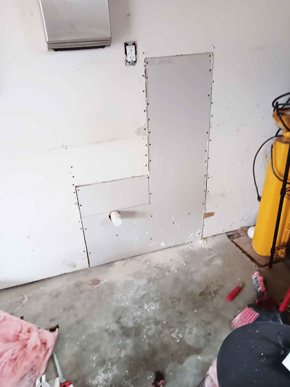 6-drywall-before